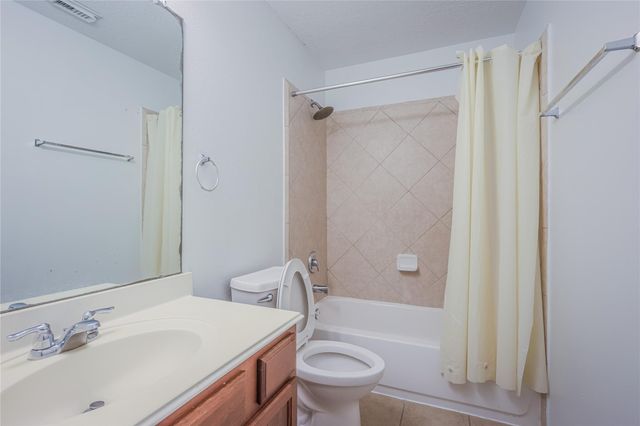 6103 Shadow Isle Lane, Houston, TX 77084