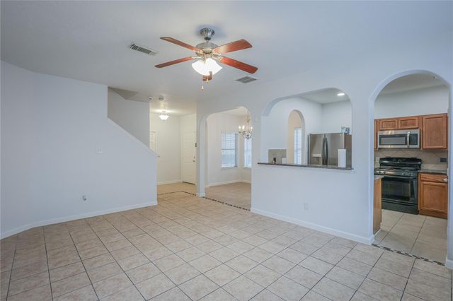 6103 Shadow Isle Lane, Houston, TX 77084