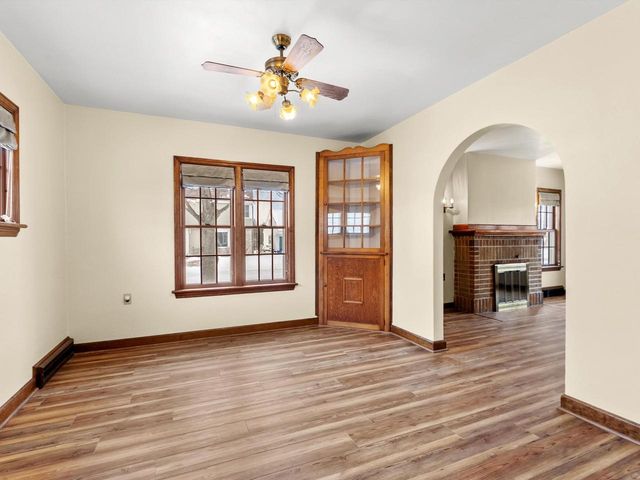 2812 School STREET, Two Rivers, WI 54241