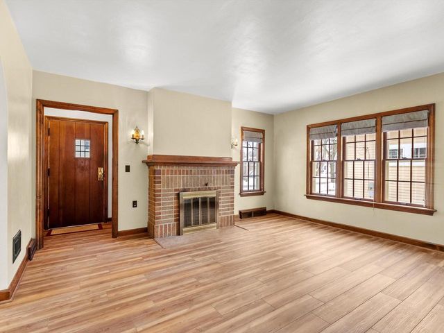 2812 School STREET, Two Rivers, WI 54241