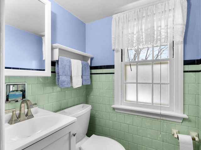 2812 School STREET, Two Rivers, WI 54241