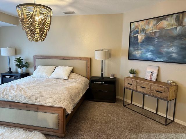 1401 5TH STREET N, St Petersburg, FL 33704