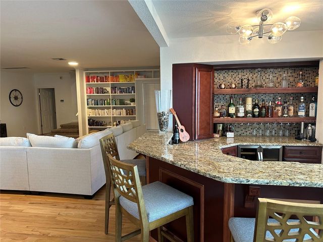 1401 5TH STREET N, St Petersburg, FL 33704