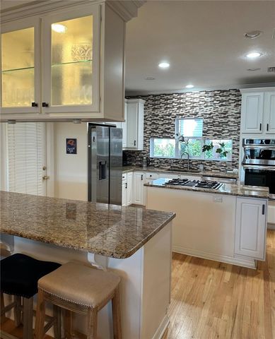 1401 5TH STREET N, St Petersburg, FL 33704