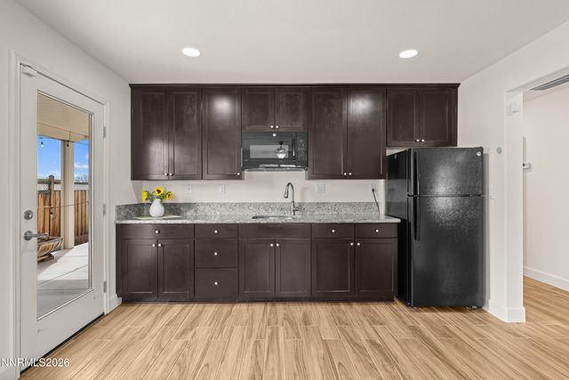 7423 Comet Court, Sparks, NV 89436