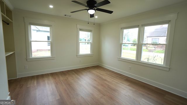 208 Avenue A SE, Lafayette, AL 36862