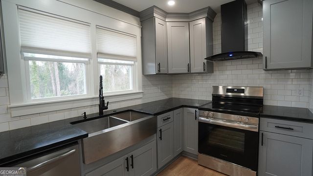 208 Avenue A SE, Lafayette, AL 36862