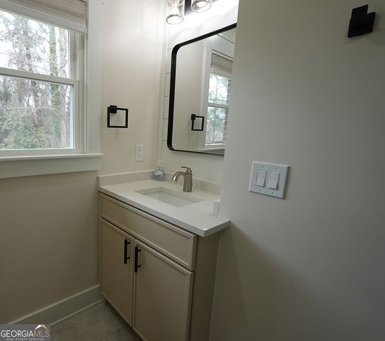 208 Avenue A SE, Lafayette, AL 36862