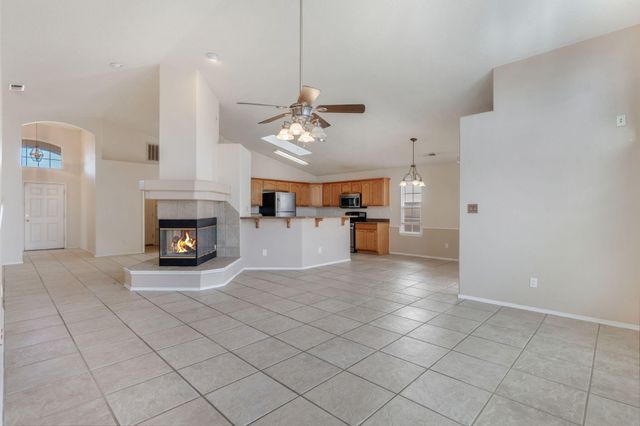9816 Sierra Morena Street NW, Albuquerque, NM 87114