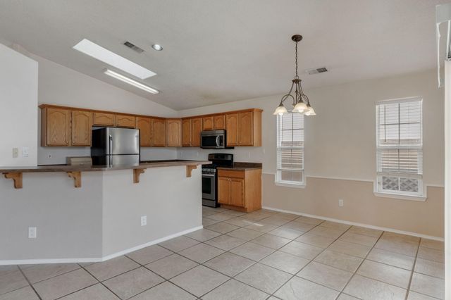 9816 Sierra Morena Street NW, Albuquerque, NM 87114