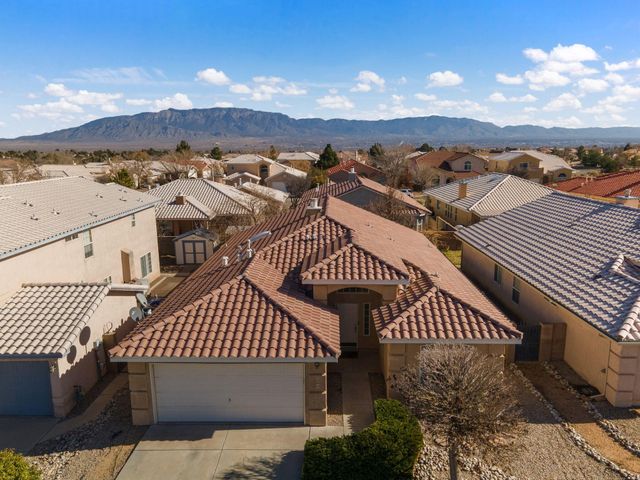 9816 Sierra Morena Street NW, Albuquerque, NM 87114