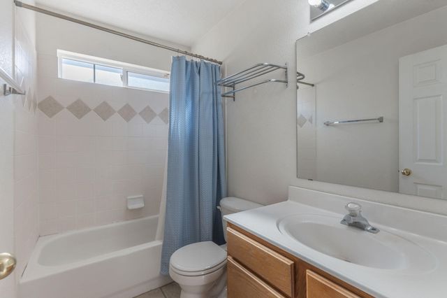 9816 Sierra Morena Street NW, Albuquerque, NM 87114