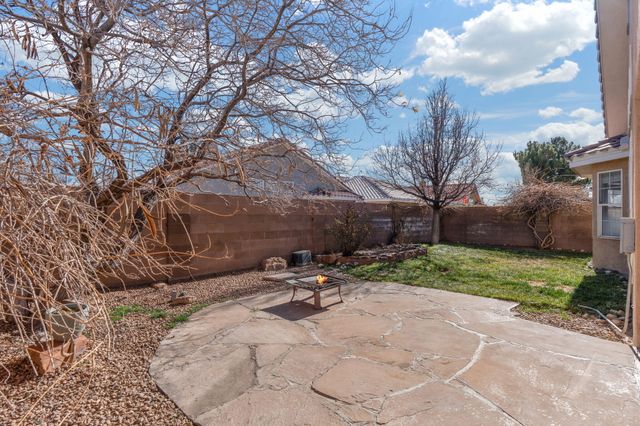 9816 Sierra Morena Street NW, Albuquerque, NM 87114