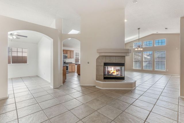 9816 Sierra Morena Street NW, Albuquerque, NM 87114
