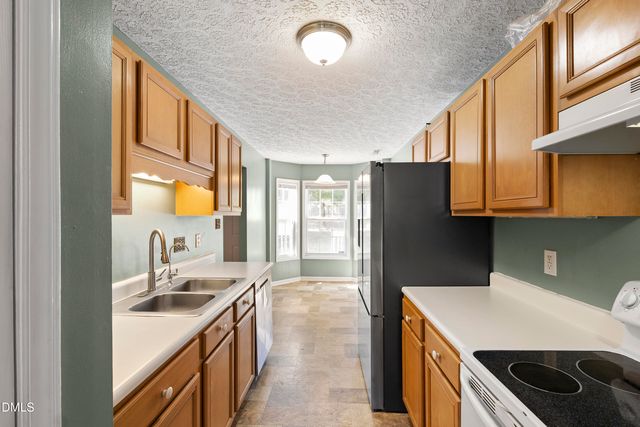 1070 Roundabout Road, Cameron, NC 28326