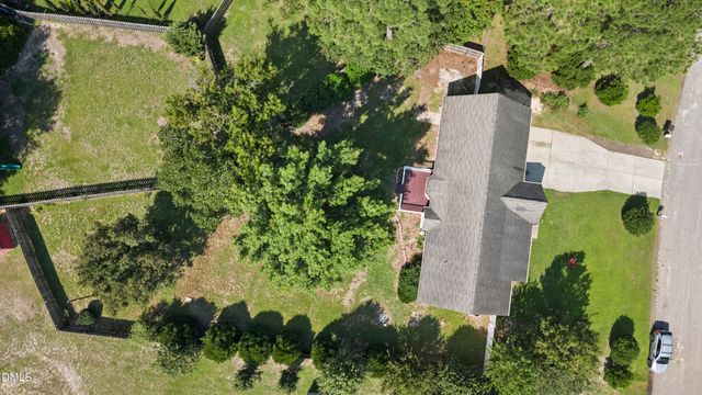 1070 Roundabout Road, Cameron, NC 28326