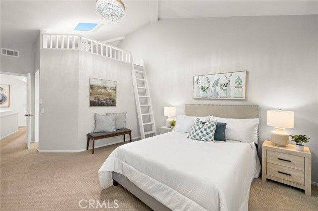 302 San Nicholas Court, Laguna Beach, CA 92651