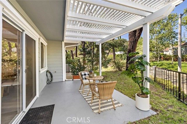 302 San Nicholas Court, Laguna Beach, CA 92651