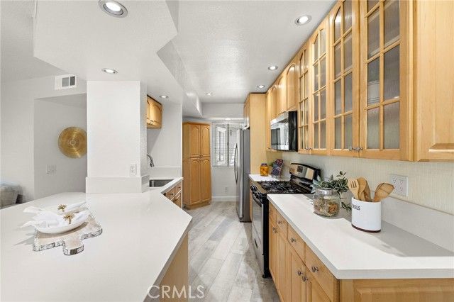 302 San Nicholas Court, Laguna Beach, CA 92651