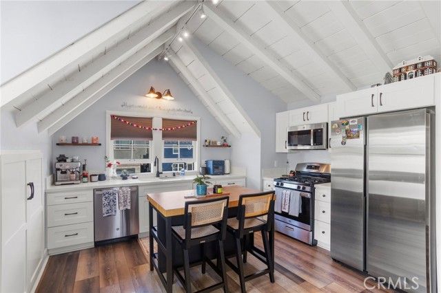 6514 E Ocean Boulevard, Long Beach, CA 90803