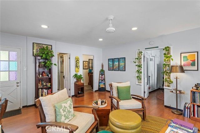 6514 E Ocean Boulevard, Long Beach, CA 90803