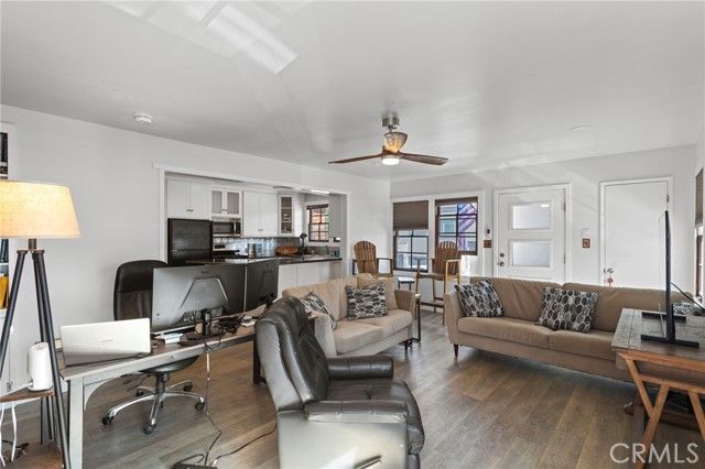 6514 E Ocean Boulevard, Long Beach, CA 90803