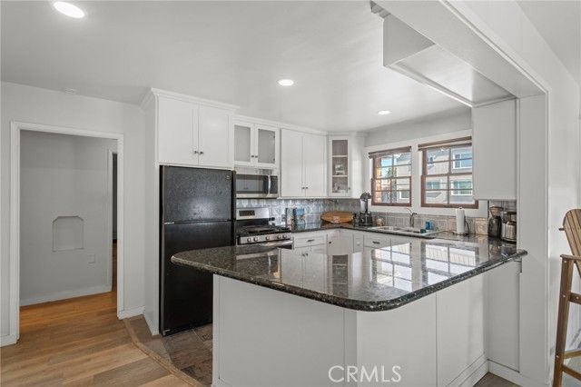 6514 E Ocean Boulevard, Long Beach, CA 90803