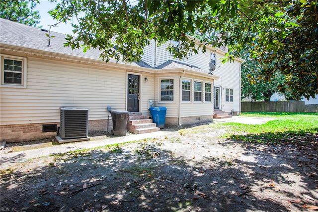 1513 Narbonne CT, Virginia Beach, VA 23456