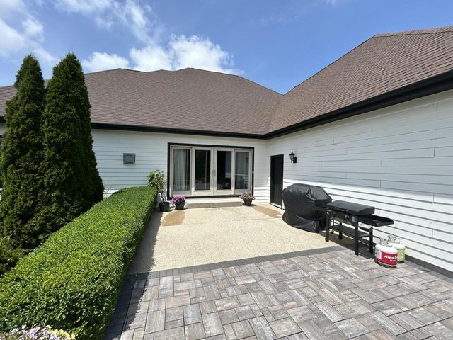 165 Chelsea LANE, Union Grove, WI 53182