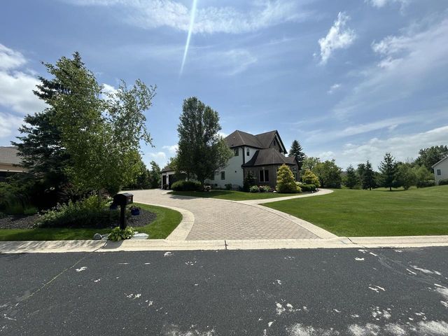 165 Chelsea LANE, Union Grove, WI 53182