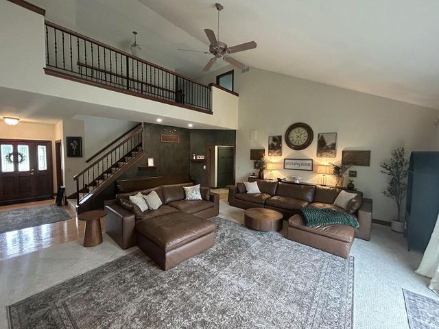 165 Chelsea LANE, Union Grove, WI 53182