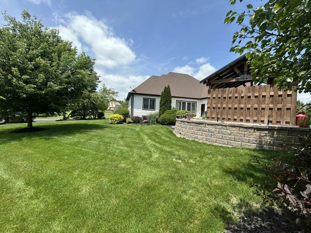 165 Chelsea LANE, Union Grove, WI 53182