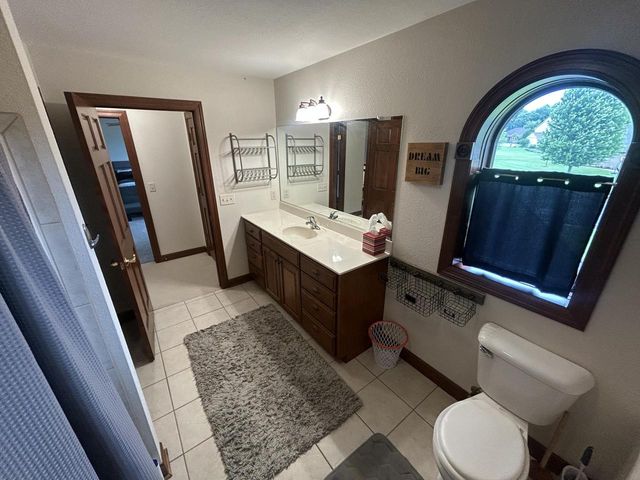 165 Chelsea LANE, Union Grove, WI 53182