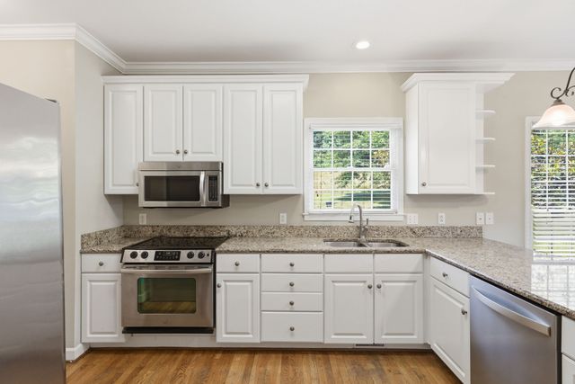 4325 Long Ln, Franklin, TN 37064