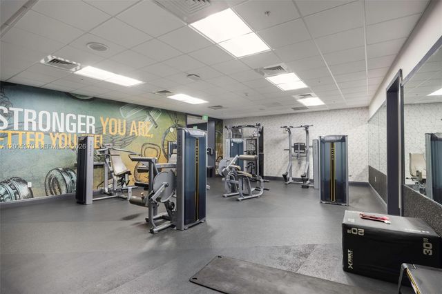 1750 N Bayshore Dr 3801, Miami, FL 33132