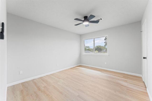 15439 Woodhorn Drive, Houston, TX 77062