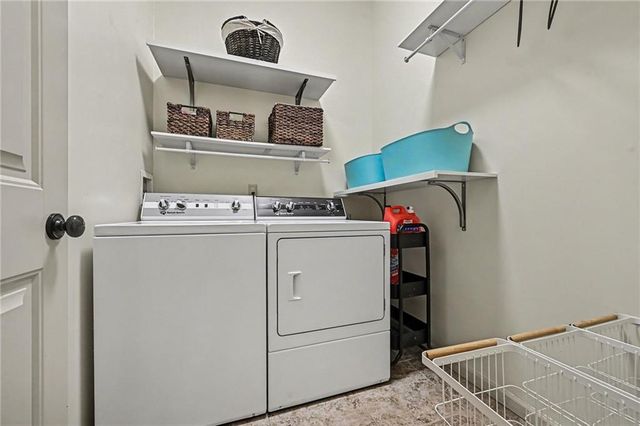 604 Indian Trail Court, Smithville, MO 64089