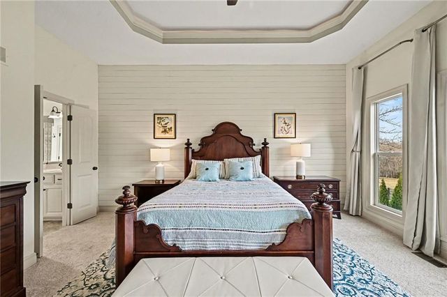 604 Indian Trail Court, Smithville, MO 64089