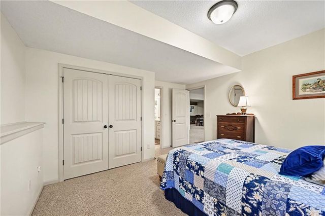 604 Indian Trail Court, Smithville, MO 64089