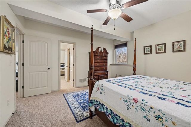 604 Indian Trail Court, Smithville, MO 64089