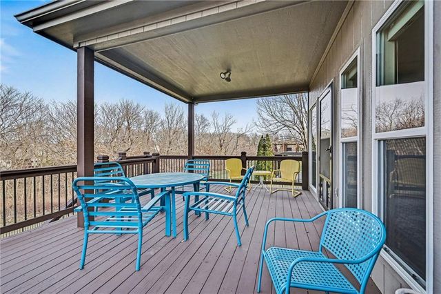 604 Indian Trail Court, Smithville, MO 64089