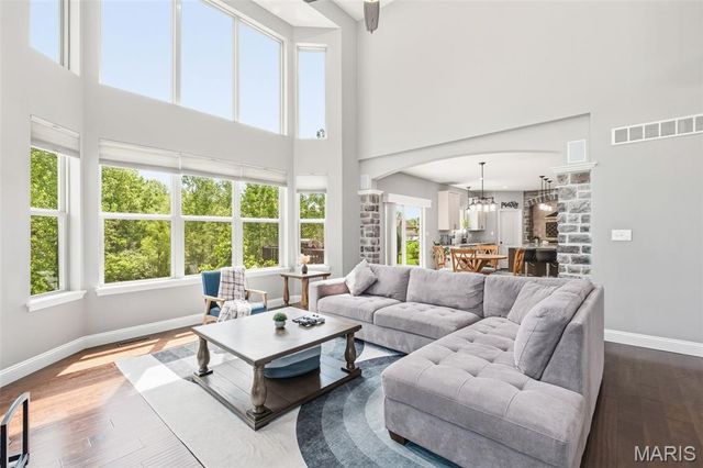 58 Blue Brook Court, O'fallon, MO 63366