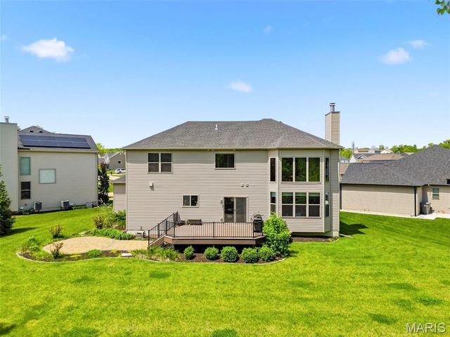 58 Blue Brook Court, O'fallon, MO 63366