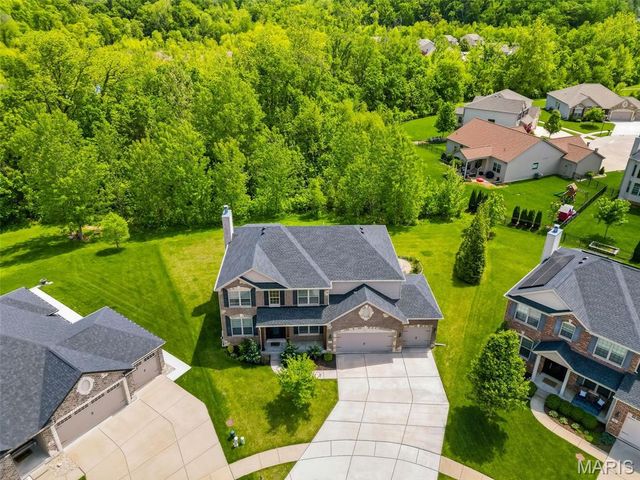 58 Blue Brook Court, O'fallon, MO 63366
