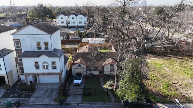 1510 Tarley Street, Houston, TX 77009