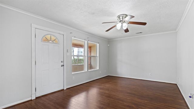 1510 Tarley Street, Houston, TX 77009