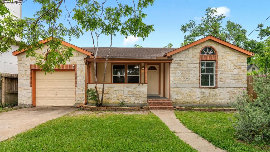 1510 Tarley Street, Houston, TX 77009