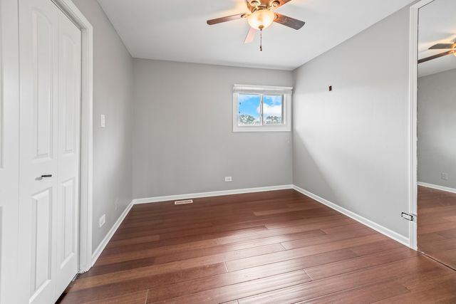17008 Forest Avenue, Oak Forest, IL 60452