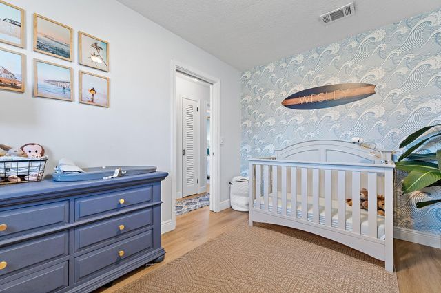 1401 N Lake Court, Lake Clarke Shores, FL 33406