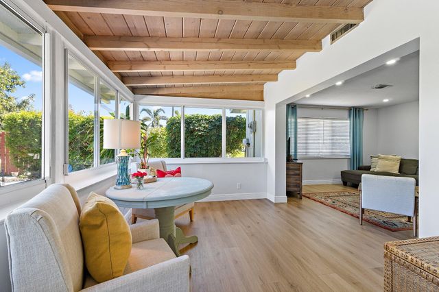 1401 N Lake Court, Lake Clarke Shores, FL 33406